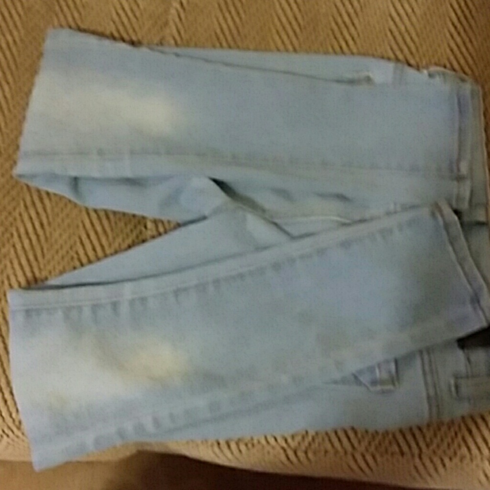 JEANS - Picture 2 of 4